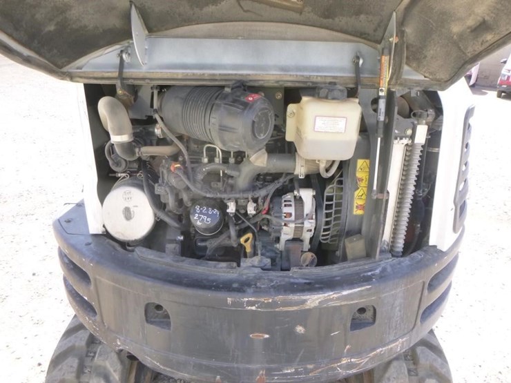 2016-bobcat-e32-image-26