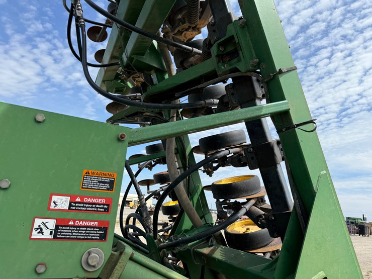 john-deere-1900-image-64
