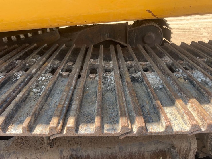 2015-caterpillar-323fl-image-25