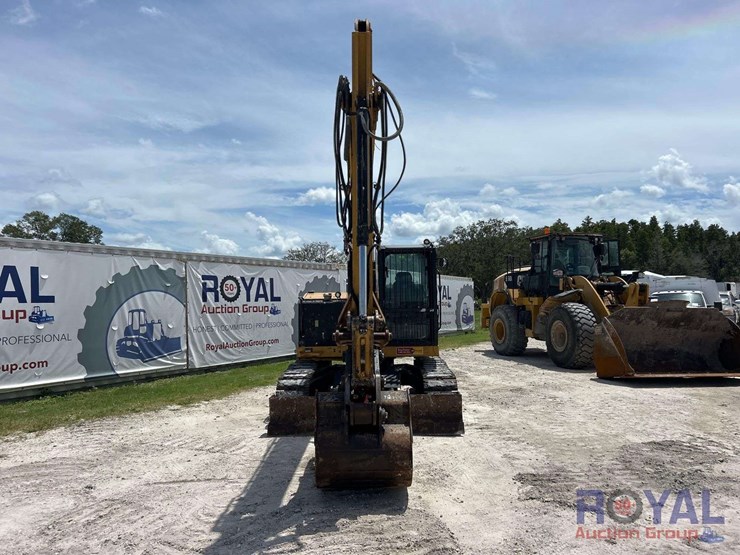 2022-caterpillar-310-image-32