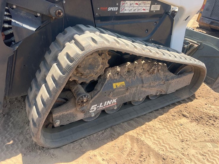2022-bobcat-t76-image-18