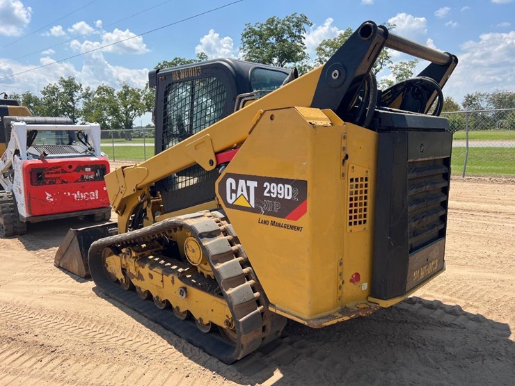 2019-caterpillar-299d2-xhp-image-2