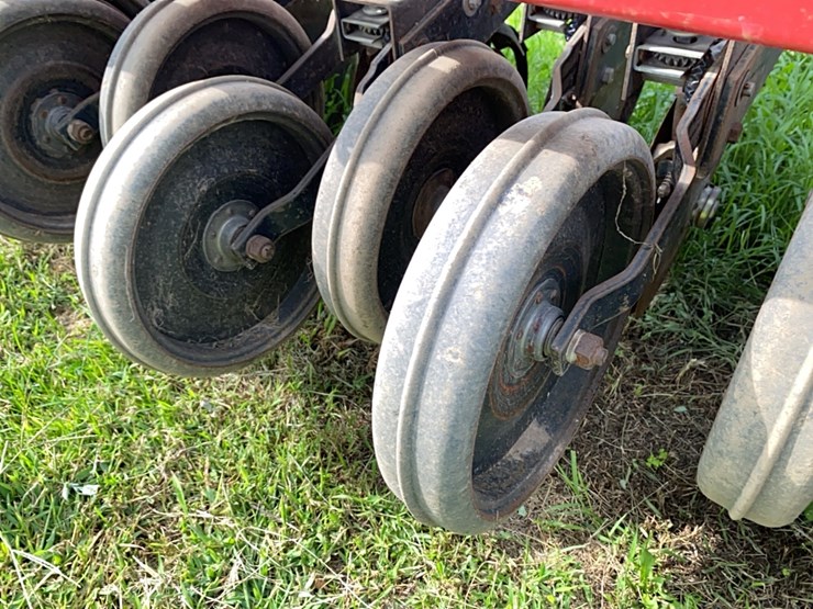 case-ih-5100-image-21