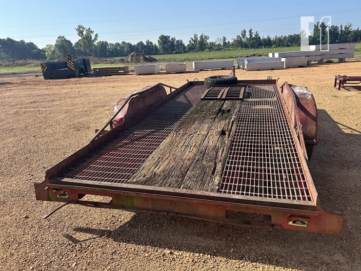 w-w-equipment-trailer-16'-image-4