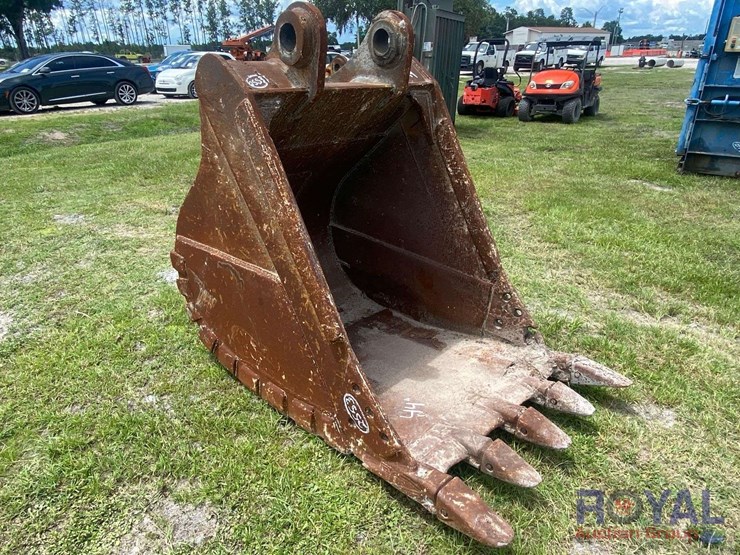 44in-tooth-excavator-bucket-image-2