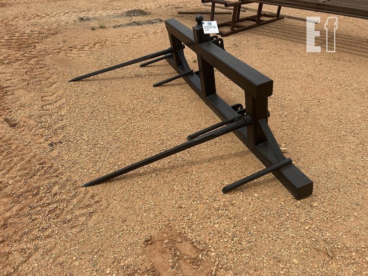 magnum-usa-double-hay-spear-image-2