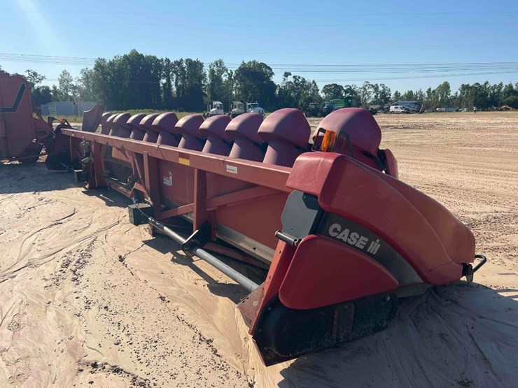 case-ih-2412-image-3