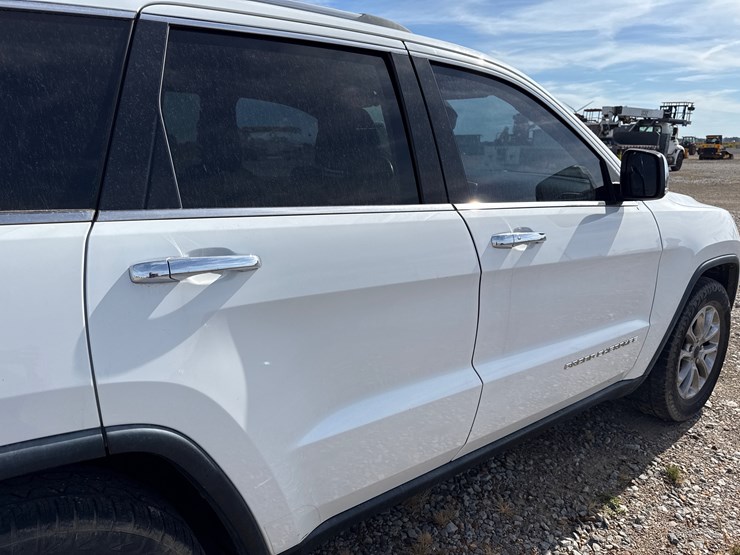 2015-jeep-grand-cherokee-image-10