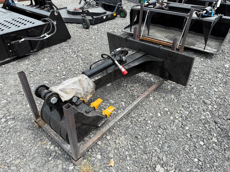 #2000-•-#27002-•-unused-giyi-gy-bk56m-skid-steer-loader-backhoe-m-dzwb250706-image-3