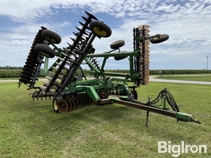 john-deere-630-image-3
