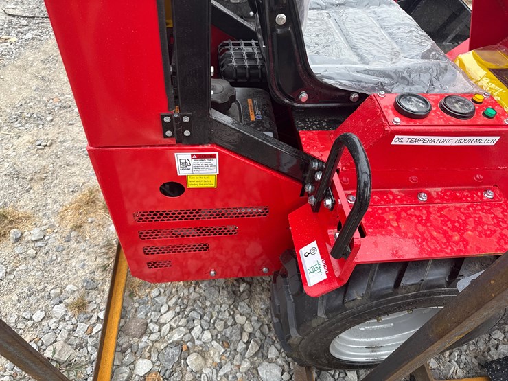 #220-•-#26501-•-unused-agt-sda-140w-compact-wheel-loader-image-9