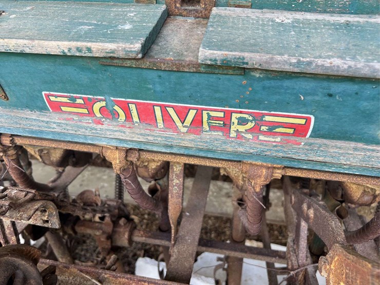 oliver-superior-8ft-grain-drill-image-14