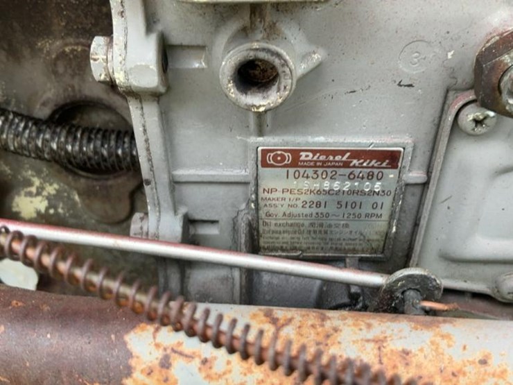 #124-•-massey-ferguson-mf210-tractor-image-17