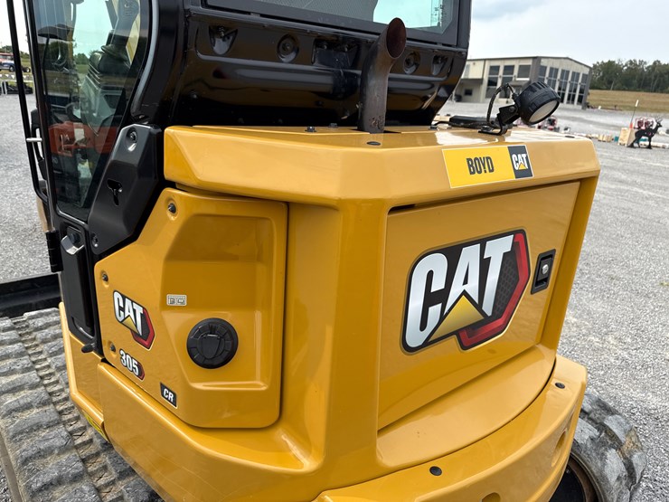 caterpillar-305-image-15