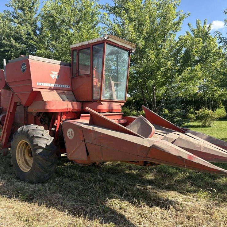 MASSEY-FERGUSON 205
