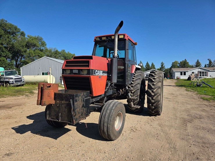 1984-case-ih-2394-image-5