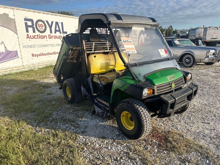 john-deere-gator-image-2