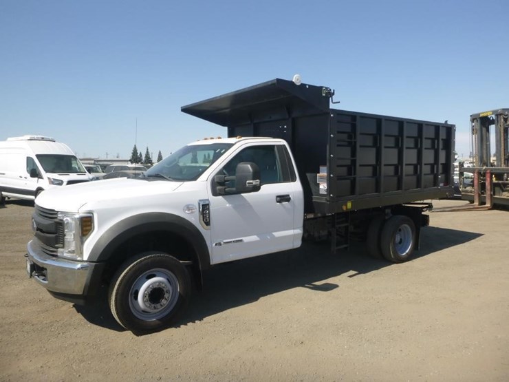 2019-ford-f450-image-1