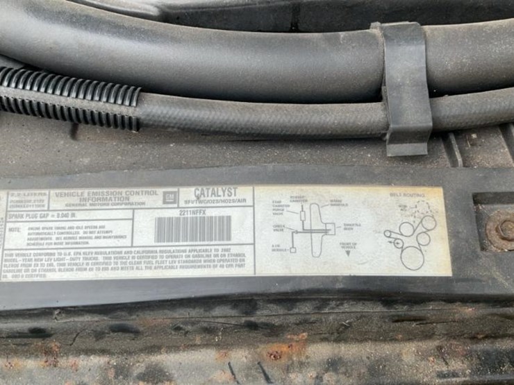 #143-•-2002-chevy-s10-truck-image-12