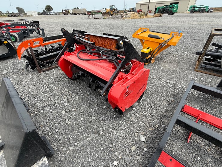 #2000-•-#27005-•-unused-giyi-gy-46-46"-skid-steer-loader-mulcher-thj46250714-image-3