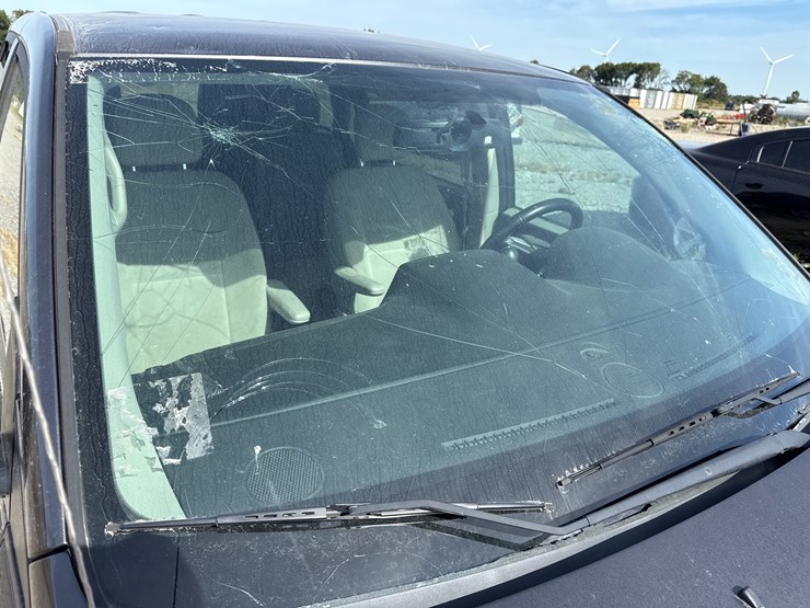 2015-dodge-grand-caravan-image-11