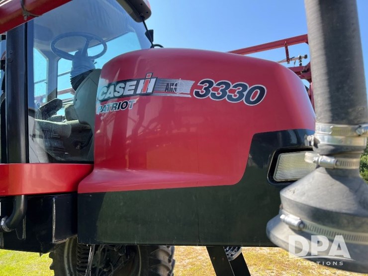 2011-case-ih-patriot-3330-image-25
