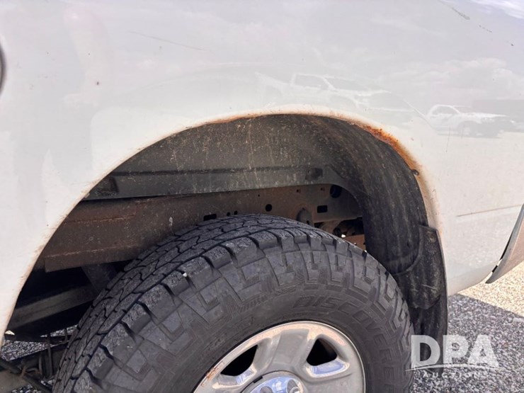 2016-dodge-ram-2500-image-25