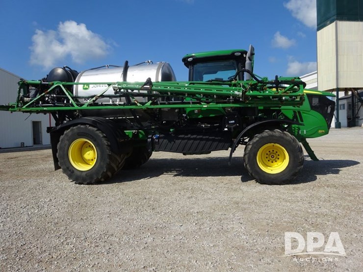 2019-john-deere-f4365-image-44