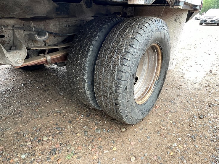 2005-ford-f350-image-10