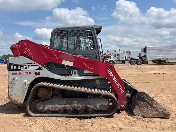 2018-takeuchi-tl12v2-image-5