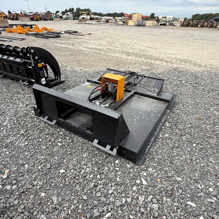 #2000 • #27003 • Unused GIYI GY-BC63 72" Skid Steer Mower D-GGJ2507124