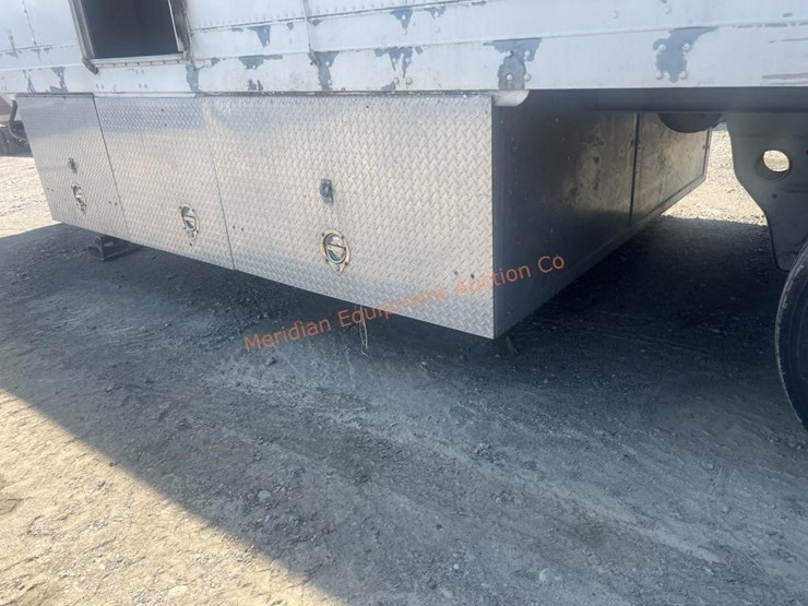 1981-fruehauf-trailer-image-3