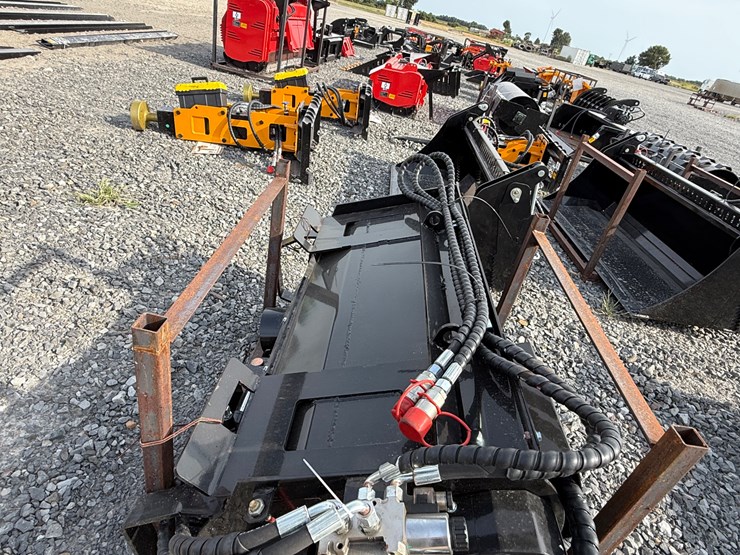 #2000-•-#26306-•-unused-giyi-skid-steer-concrete-mixer-fdjbd2507215-image-7
