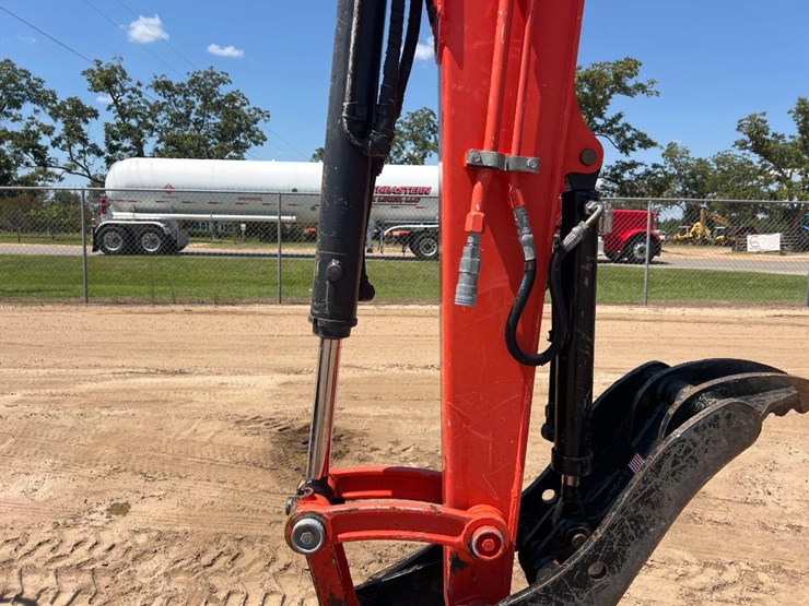 kubota-kx057-4-image-12