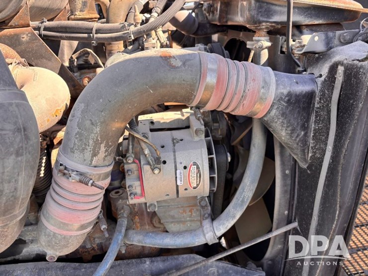 2005-kenworth-t800-image-71