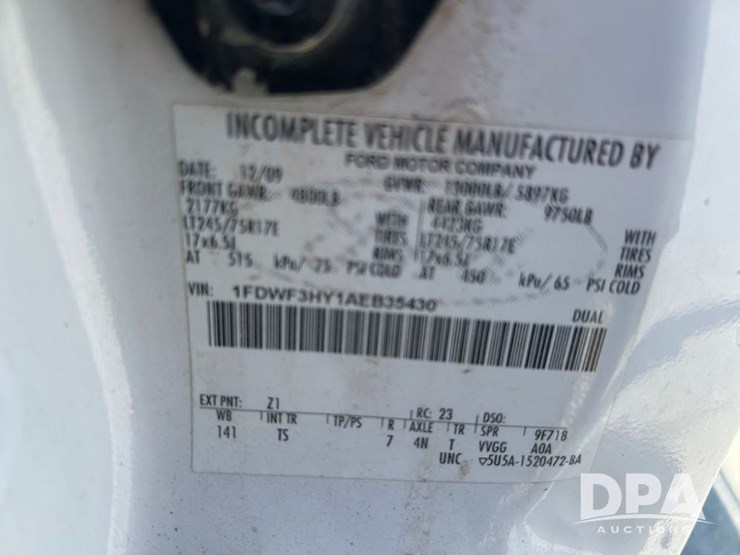 2010-ford-f350-xl-image-32