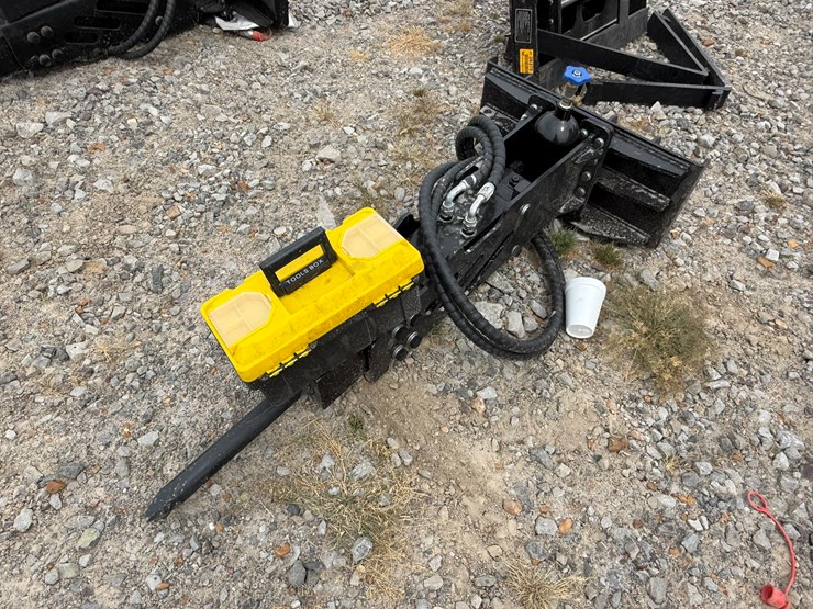 #230-•-#27017-•-unused-giyi-gy-p45-mini-skid-steer-breaker-psc452507147-image-7