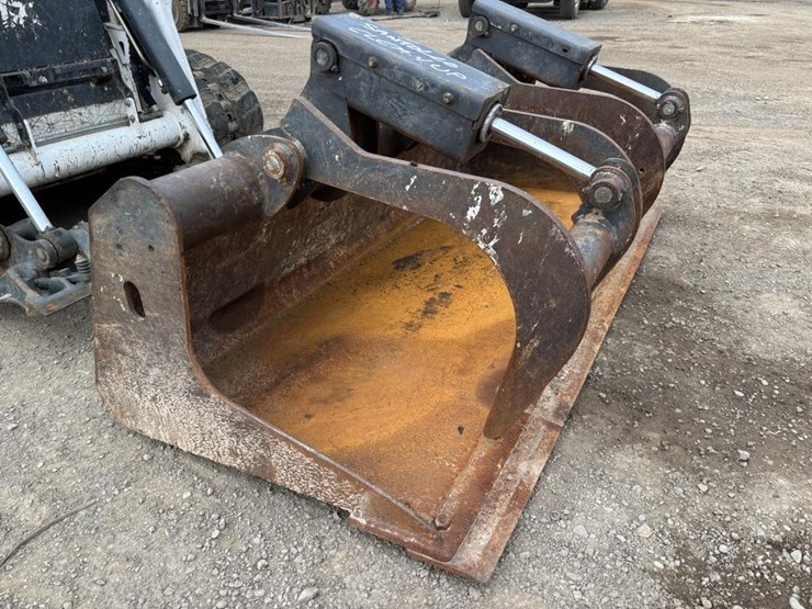 2022-bobcat-t66-image-10