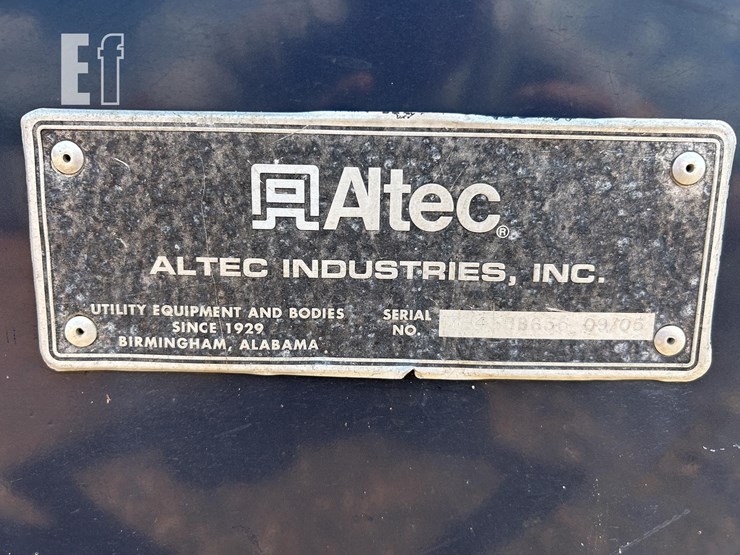 2006-altec-utility-bed-image-4