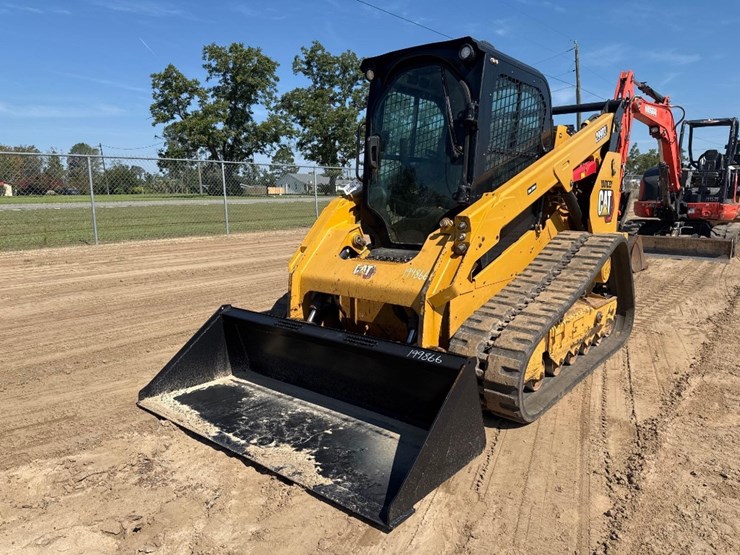 2023-caterpillar-299d3-image-2