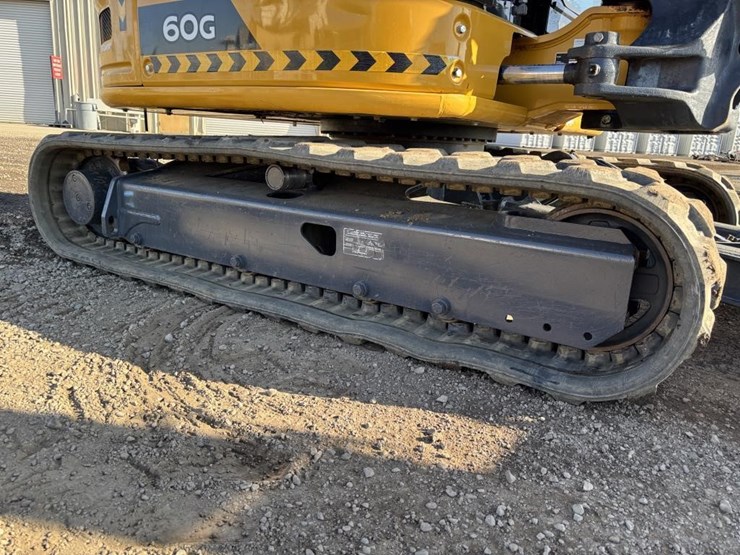 2023-deere-60g-image-24