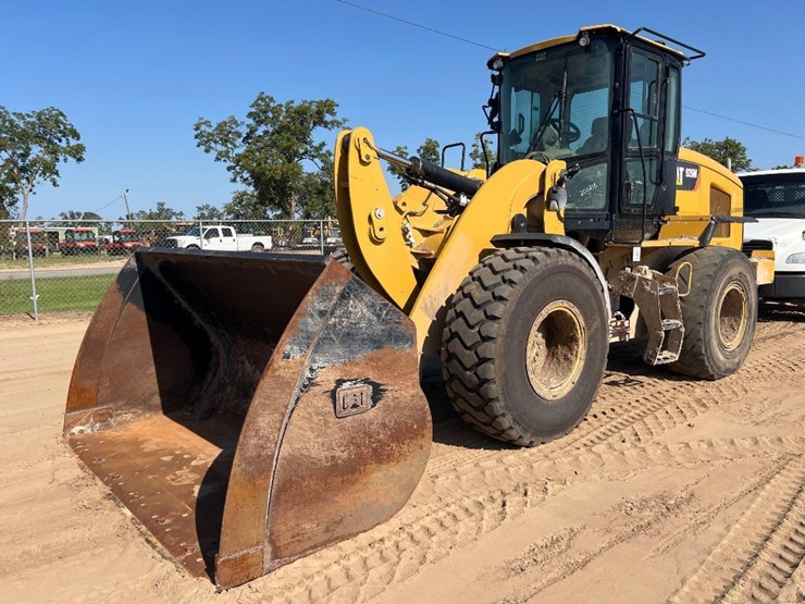 2018-caterpillar-926m-image-8
