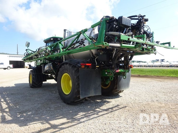 2019-john-deere-f4365-image-24