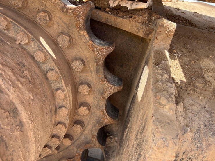 2008-deere-270d-lc-image-10
