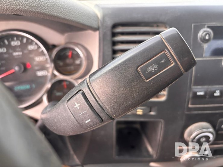 2012-gmc-sierra-2500-image-69