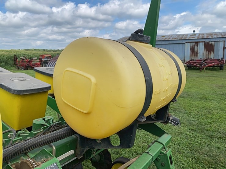 john-deere-1750-image-40