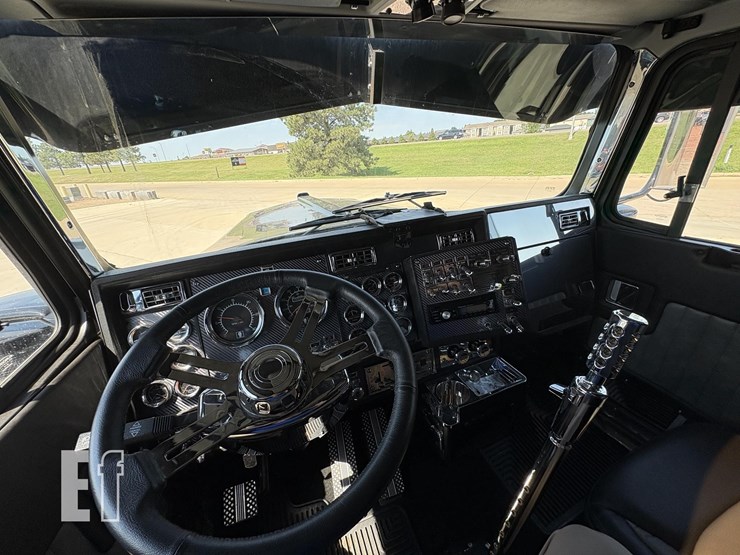 1999-kenworth-w900l-image-11