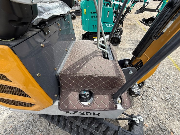 #220-•-#26489-•-unused-cfg-xz20r-mini-excavator-xz20r202507070018-image-24