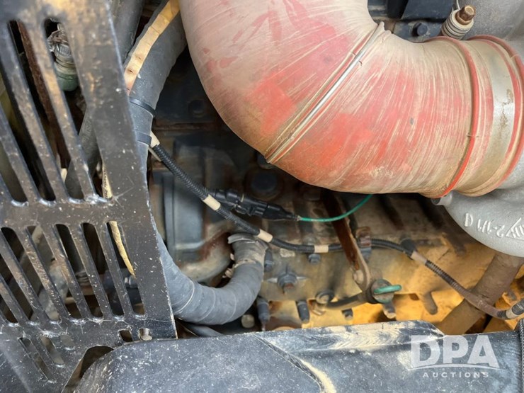 2015-case-ih-titan-4530-image-32