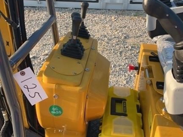 2025-cfg-mx12rx-mini-excavator-image-6